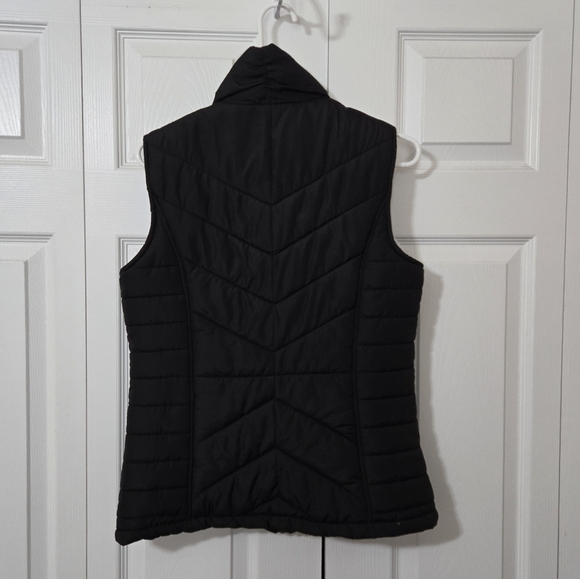 Weatherproof Black Insulated Zip-Up Puffer Vest, Medium, Zippered pockets, EUC - Picture 2 of 9